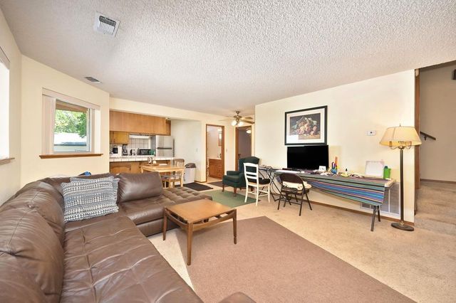 74 Greenbrier Dr, Oroville, CA 95966