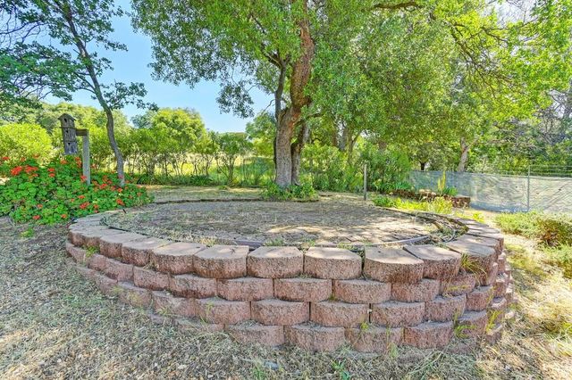 74 Greenbrier Dr, Oroville, CA 95966