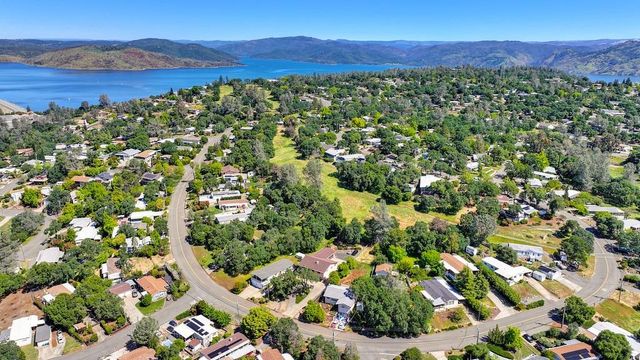 74 Greenbrier Dr, Oroville, CA 95966