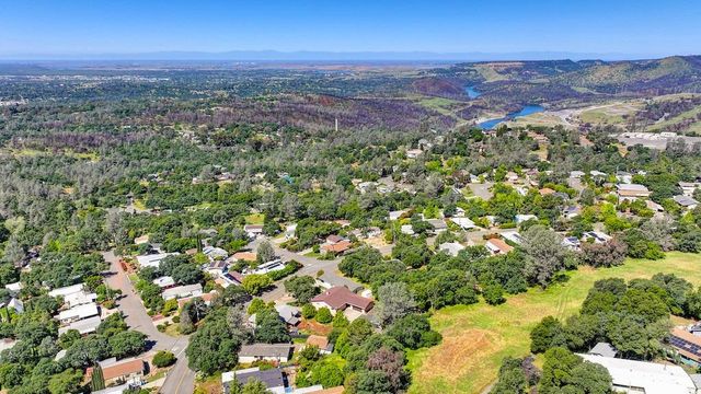 74 Greenbrier Dr, Oroville, CA 95966