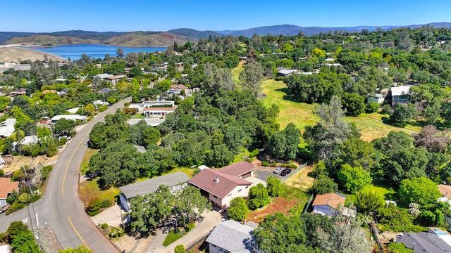 74 Greenbrier Dr, Oroville, CA 95966