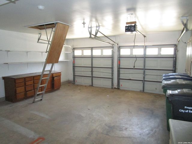 12527 Valle Dezavala, San Antonio, TX 78249