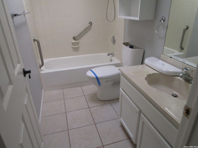 12527 Valle Dezavala, San Antonio, TX 78249