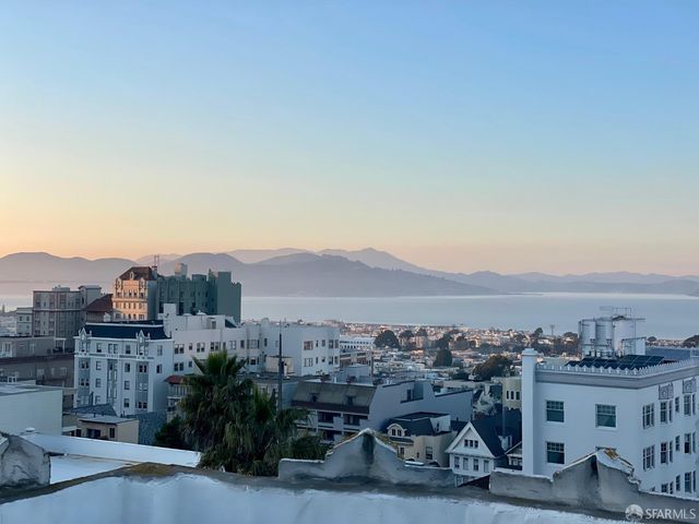 1895 Pacific Avenue 405, San Francisco, CA 94109