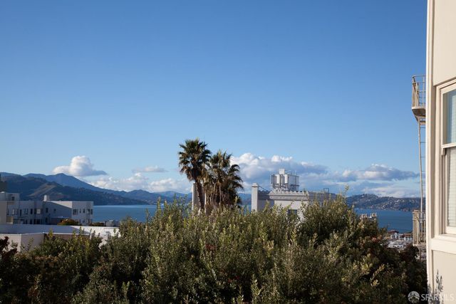 1895 Pacific Avenue 405, San Francisco, CA 94109