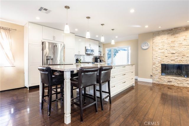 20759 Tribune Street, Chatsworth, CA 91311