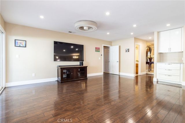 20759 Tribune Street, Chatsworth, CA 91311
