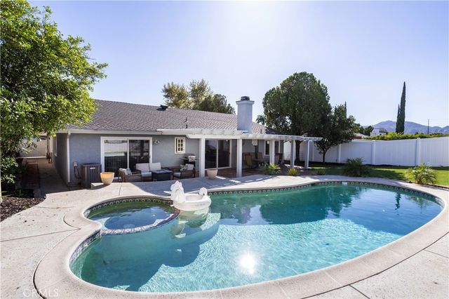 20759 Tribune Street, Chatsworth, CA 91311