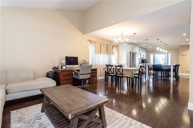 20759 Tribune Street, Chatsworth, CA 91311