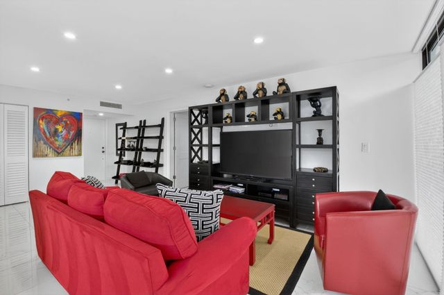 6815 Willow Wood Drive 4012, Boca Raton, FL 33434