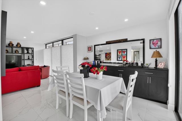 6815 Willow Wood Drive 4012, Boca Raton, FL 33434