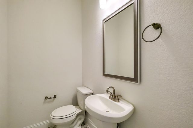 9923 Hunters Run Drive, Missouri City, TX 77459