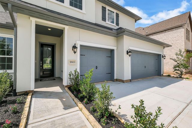 9923 Hunters Run Drive, Missouri City, TX 77459