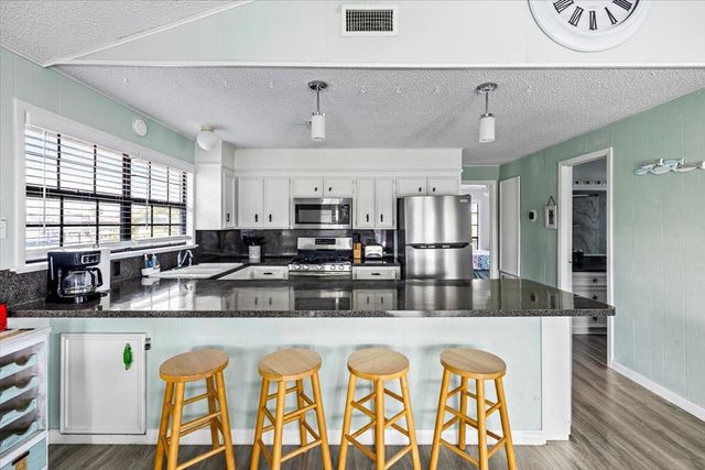 16611 Bahama Way, Jamaica Beach, TX 77554