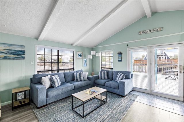 16611 Bahama Way, Jamaica Beach, TX 77554