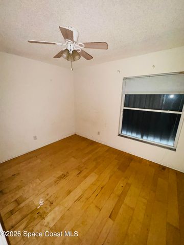 301 Gage Street SE, Palm Bay, FL 32909