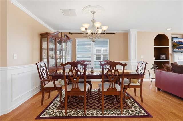 3430 Park Glenn Lane, Snellville, GA 30078
