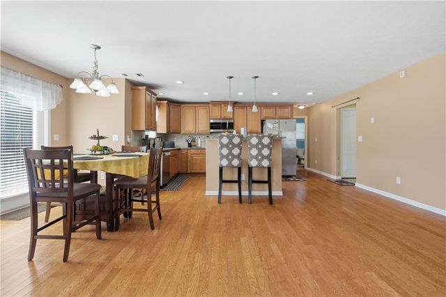 3430 Park Glenn Lane, Snellville, GA 30078