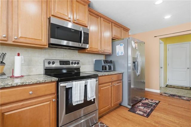 3430 Park Glenn Lane, Snellville, GA 30078