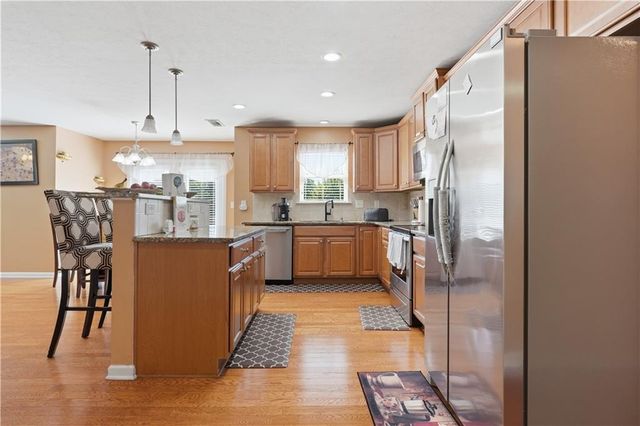 3430 Park Glenn Lane, Snellville, GA 30078
