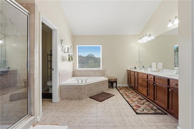 3430 Park Glenn Lane, Snellville, GA 30078