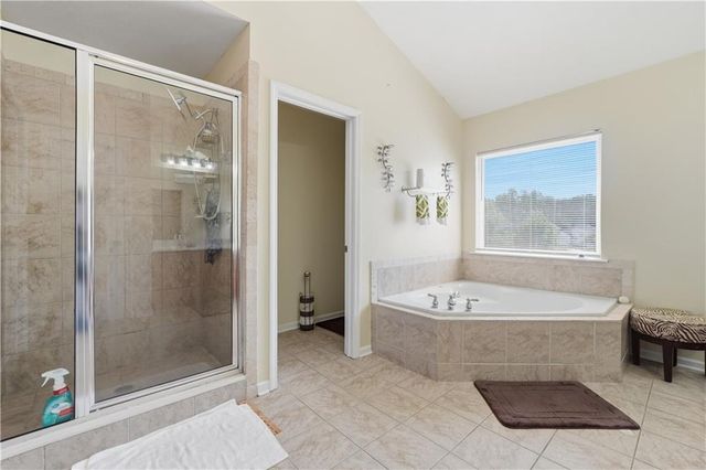 3430 Park Glenn Lane, Snellville, GA 30078