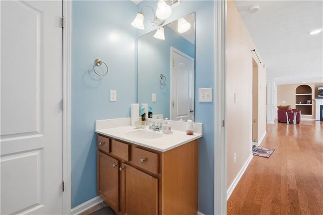 3430 Park Glenn Lane, Snellville, GA 30078