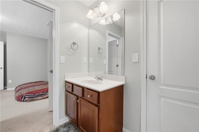 3430 Park Glenn Lane, Snellville, GA 30078