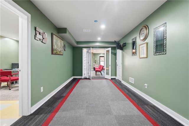 3430 Park Glenn Lane, Snellville, GA 30078