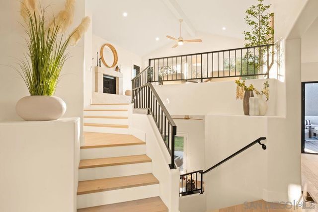 526 Saxony, Encinitas, CA 92024