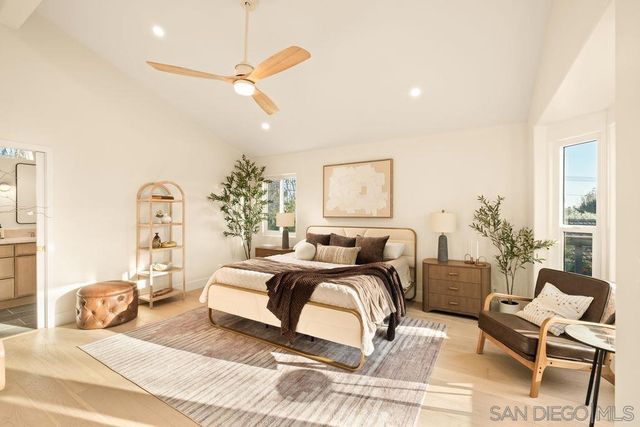 526 Saxony, Encinitas, CA 92024