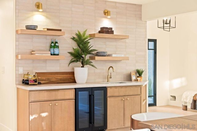 526 Saxony, Encinitas, CA 92024