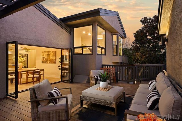 526 Saxony, Encinitas, CA 92024