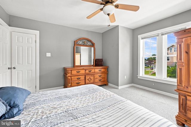 558 MOHAWK AVE, Norwood, PA 19074