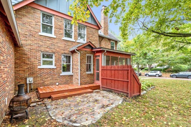 53 W College Avenue, Westerville, OH 43081