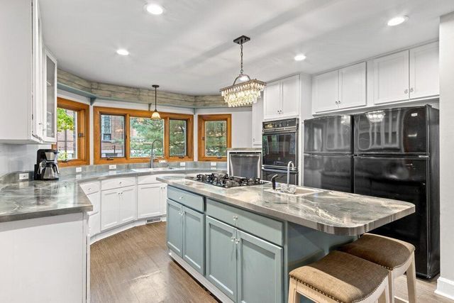 53 W College Avenue, Westerville, OH 43081