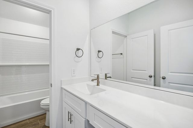 562 Ruby Bend Lane, Montgomery, TX 77356