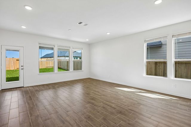 562 Ruby Bend Lane, Montgomery, TX 77356