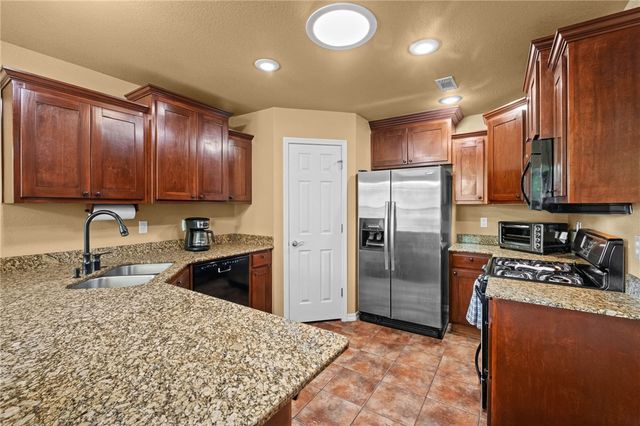 580 Timber Ridge Street, Centerton, AR 72719