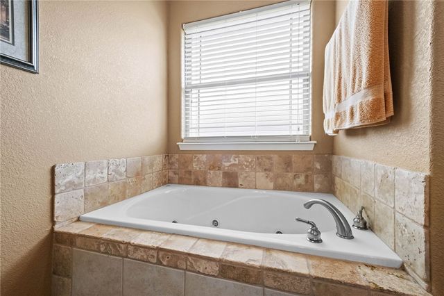 580 Timber Ridge Street, Centerton, AR 72719