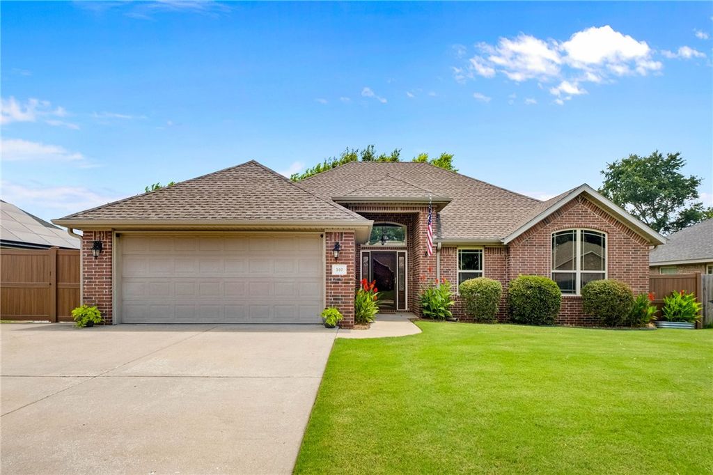 580 Timber Ridge Street, Centerton, AR 72719