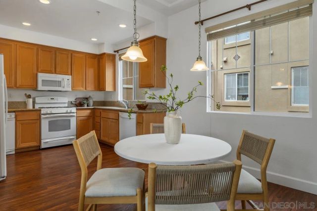 2710 E Evans Rd 2, San Diego, CA 92106