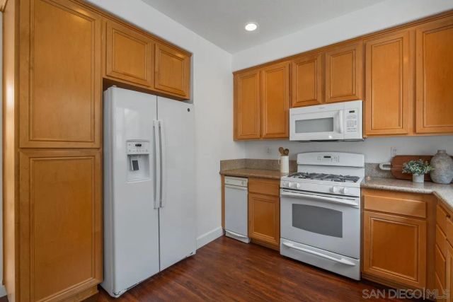 2710 E Evans Rd 2, San Diego, CA 92106