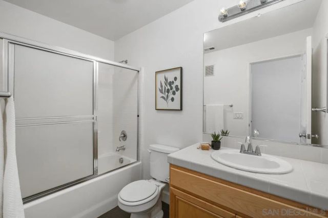 2710 E Evans Rd 2, San Diego, CA 92106