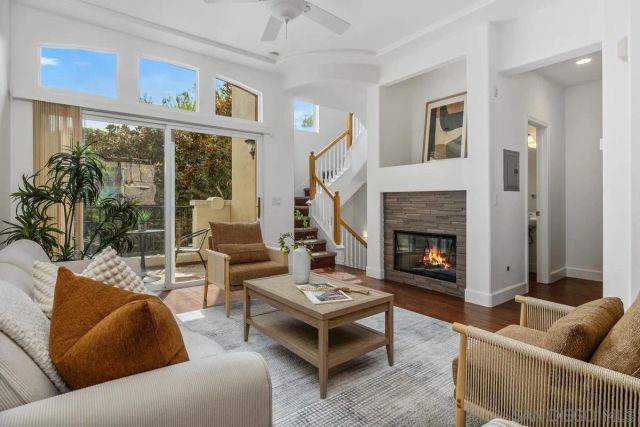 2710 E Evans Rd 2, San Diego, CA 92106