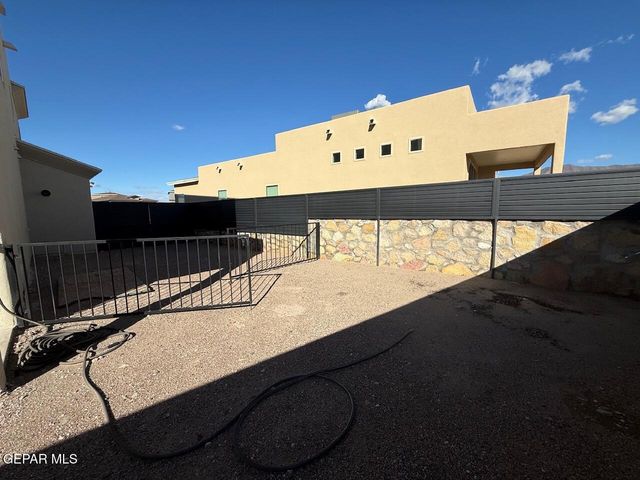 7780 ENCHANTED PARK Drive, El Paso, TX 79911