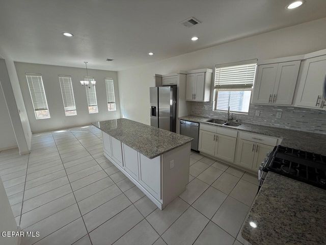 7780 ENCHANTED PARK Drive, El Paso, TX 79911