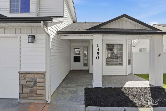 1350 N Massey Ave, Kuna, ID 83634