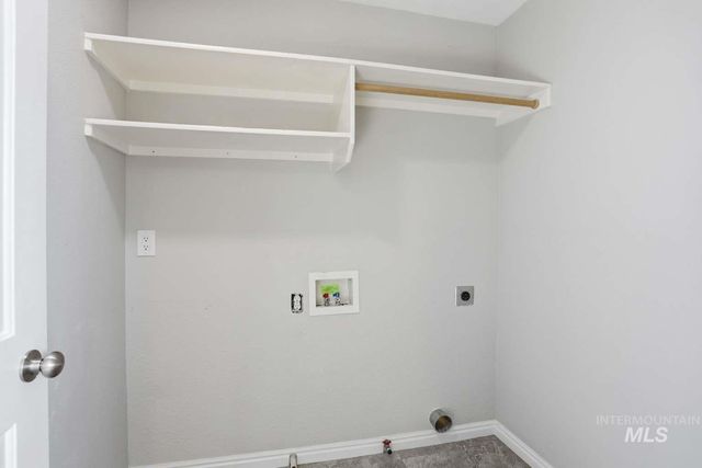 1350 N Massey Ave, Kuna, ID 83634