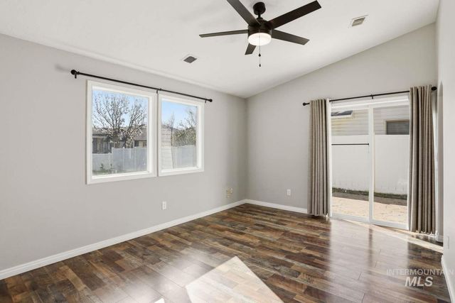 1350 N Massey Ave, Kuna, ID 83634